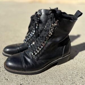The Wishbone Collection Black Leather Lace Up Boots with Chain Accents Zipper 5M